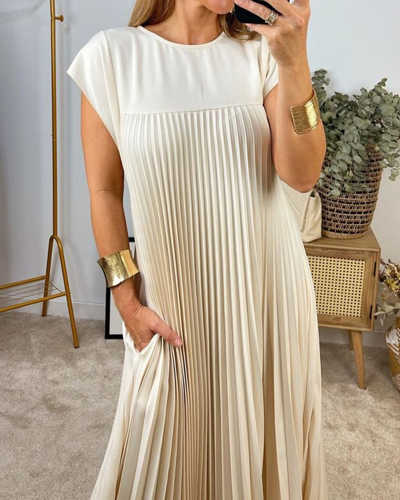 Terene - Pleated  Solid Color Dress