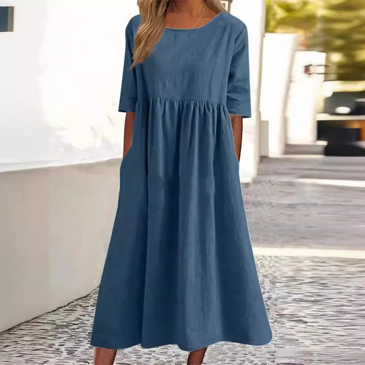 Ivy - Midi Dress with Half Sleeves